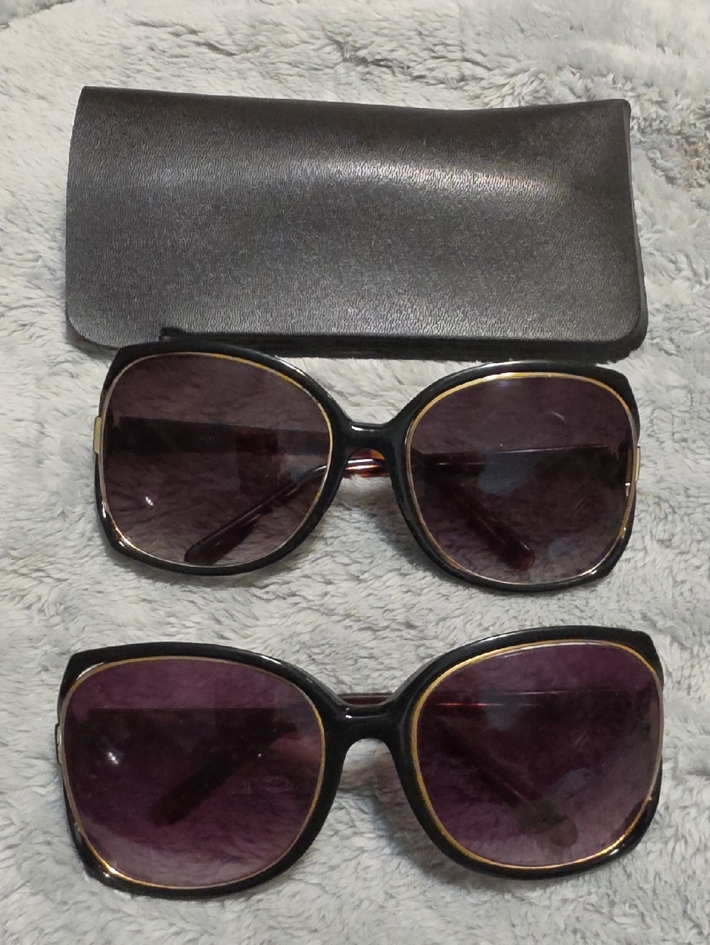 SUNGLASSES, 2 PR. Almost Identical And A Slip-in Case. EUC 2.5" LENS